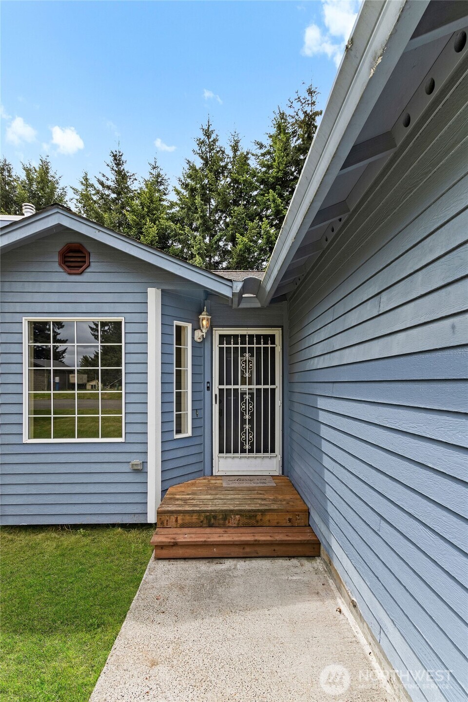 218 St Helens Way Winlock, WA 98596 - Photo 3 of 31