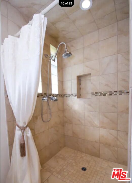 202 4th Avenue Venice, CA 90291 - Photo 14 of 22