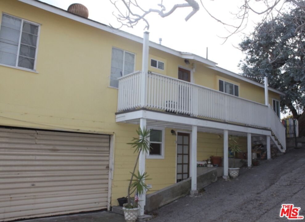 202 4th Avenue Venice, CA 90291 - Photo 4 of 22