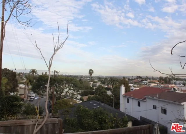 $1,695,000 | 202 4th Avenue, Venice, CA 90291