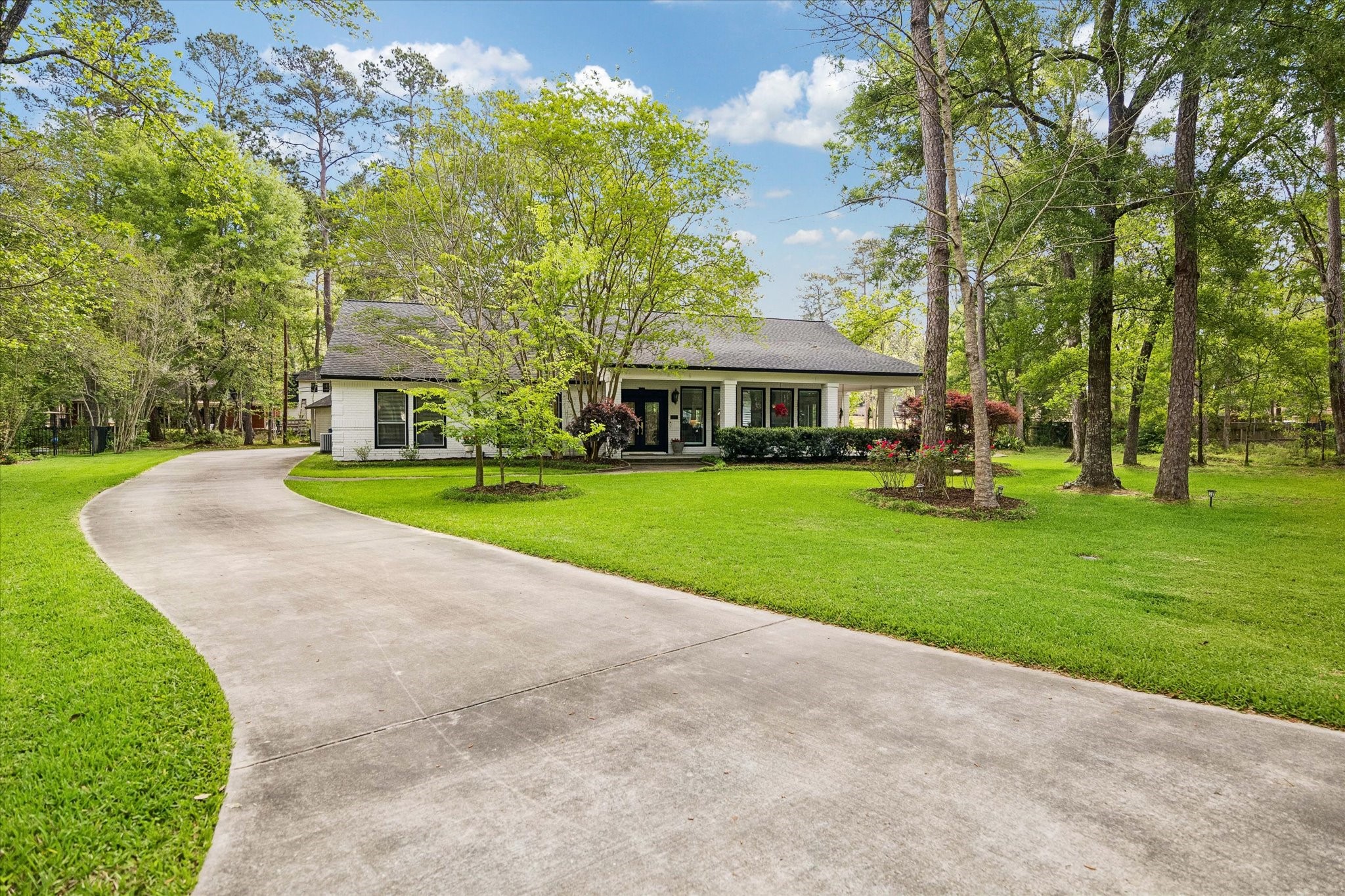 502 Monitor Park Conroe, TX 77302 - Photo 4 of 26