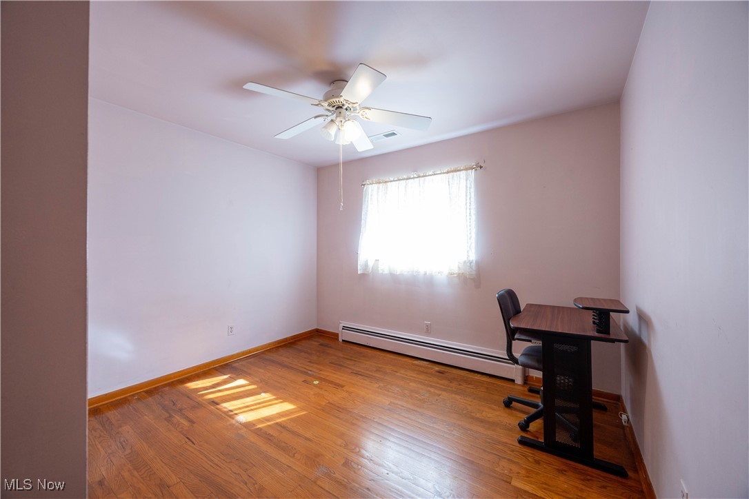 6705 Biddulph Road Cleveland, OH 44144 - Photo 19 of 42