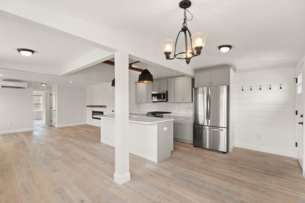 73 Flint Street, Unit 2 Salem, MA 01970 - Photo 11 of 35 Gallery Image 11