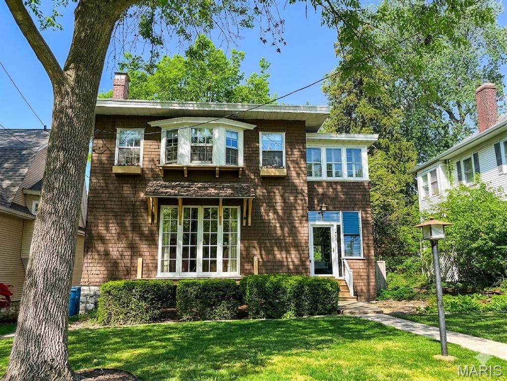 1402 Liberty Street Alton, IL 62002 - Photo 2 of 29 Gallery Image 2