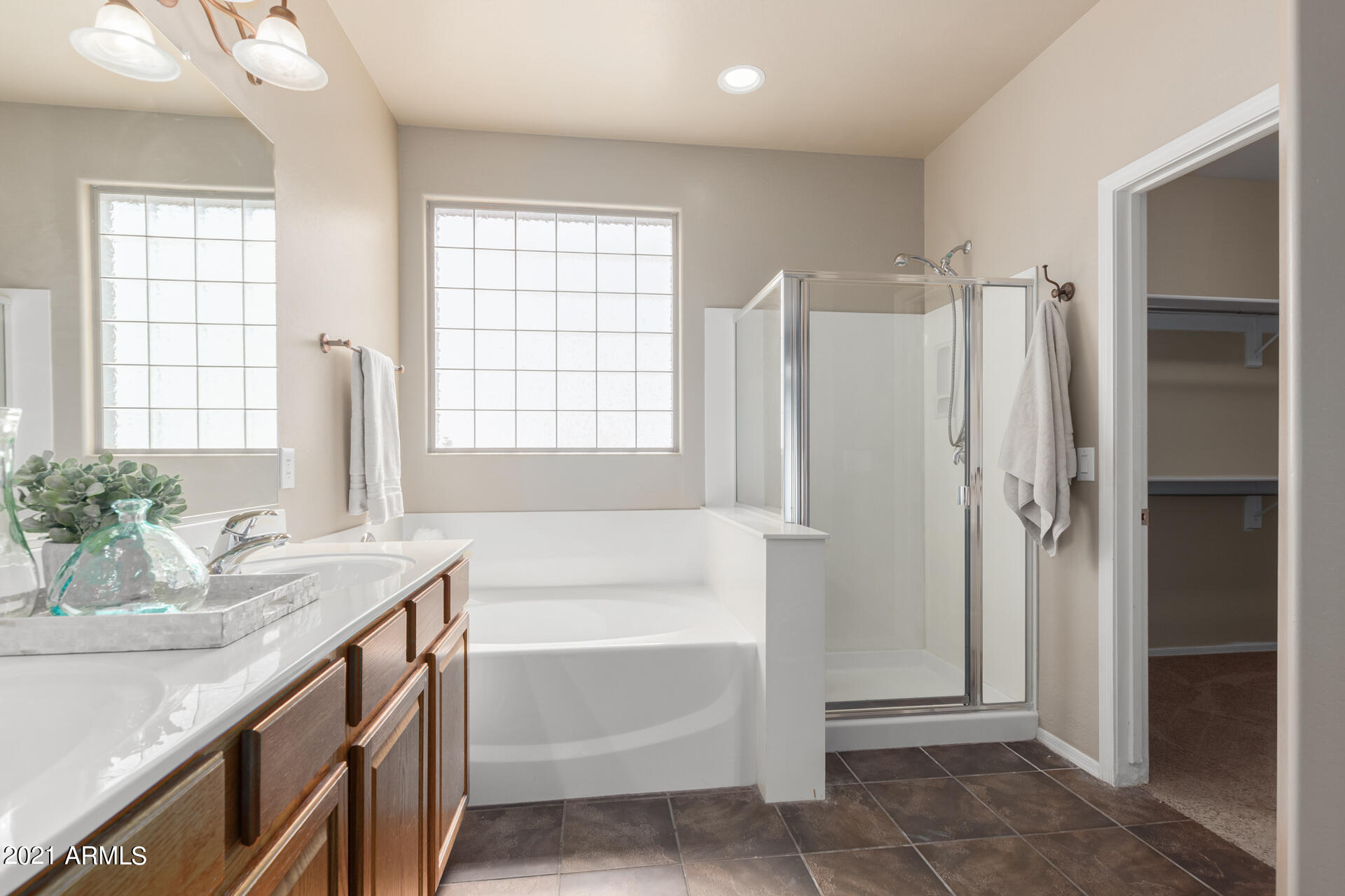 10252 West Cordes Road Tolleson, AZ 85353 - Photo 15 of 33 STAND ALONE SHOWER