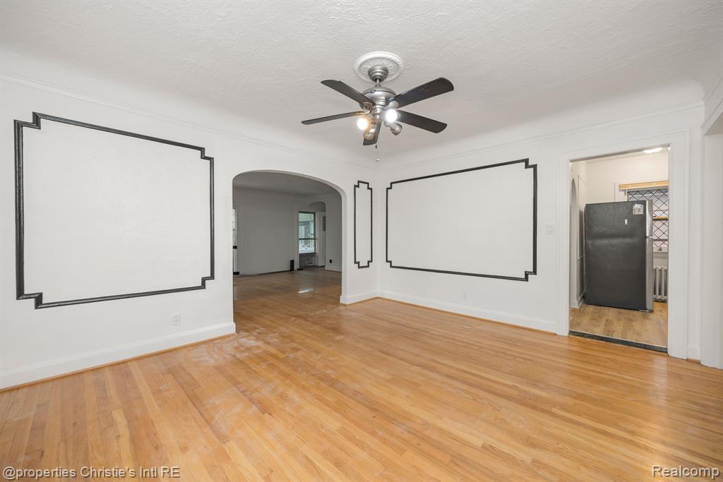 16581 Baylis Street Detroit, MI 48221 - Photo 4 of 34