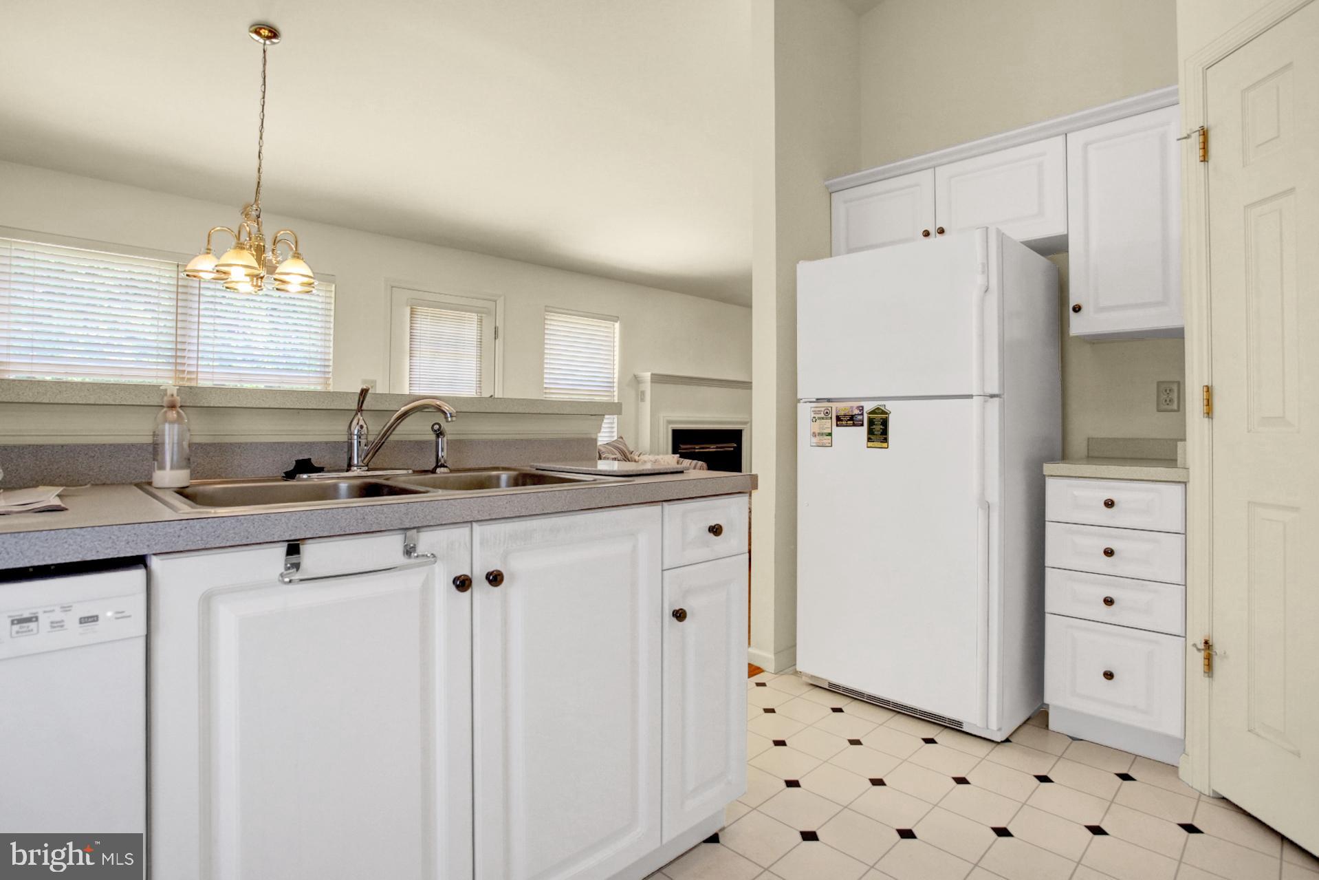 4025 River Road Reading, PA 19605 - Photo 12 of 34 Kitchen