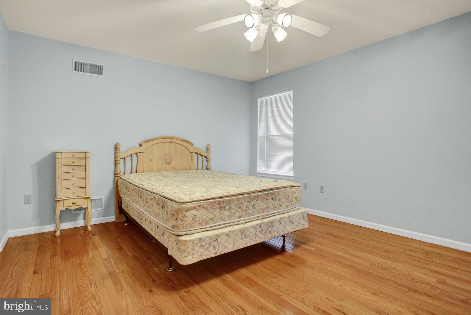 4025 River Road Reading, PA 19605 - Photo 14 of 34 Master Bedroom