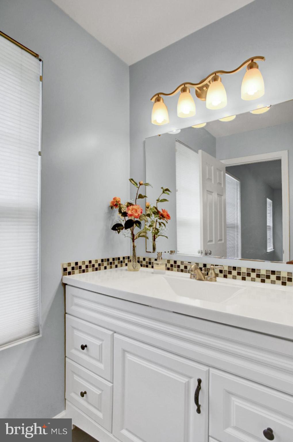 4025 River Road Reading, PA 19605 - Photo 19 of 34 Master Bathroom