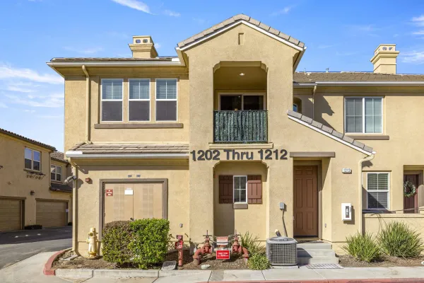 $375,000 | 1800 East Lakeshore Drive, Lake Elsinore, CA 92530