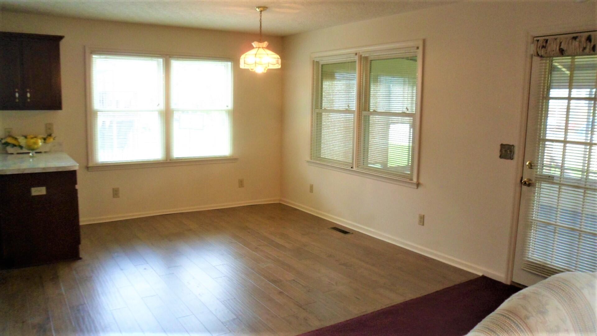 220 Wickliffe Road Frankfort, KY 40601 - Photo 15 of 61 kitchen dining