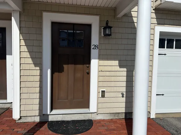 $605,000 | 28 Acadia Lane, Exeter, NH 03833