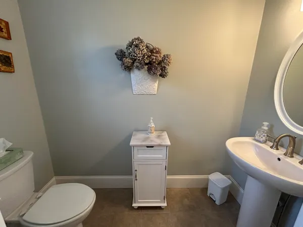 $605,000 | 28 Acadia Lane, Exeter, NH 03833