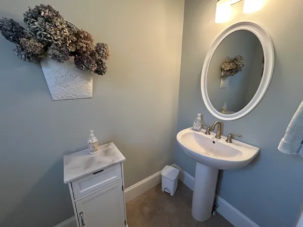 $605,000 | 28 Acadia Lane, Exeter, NH 03833