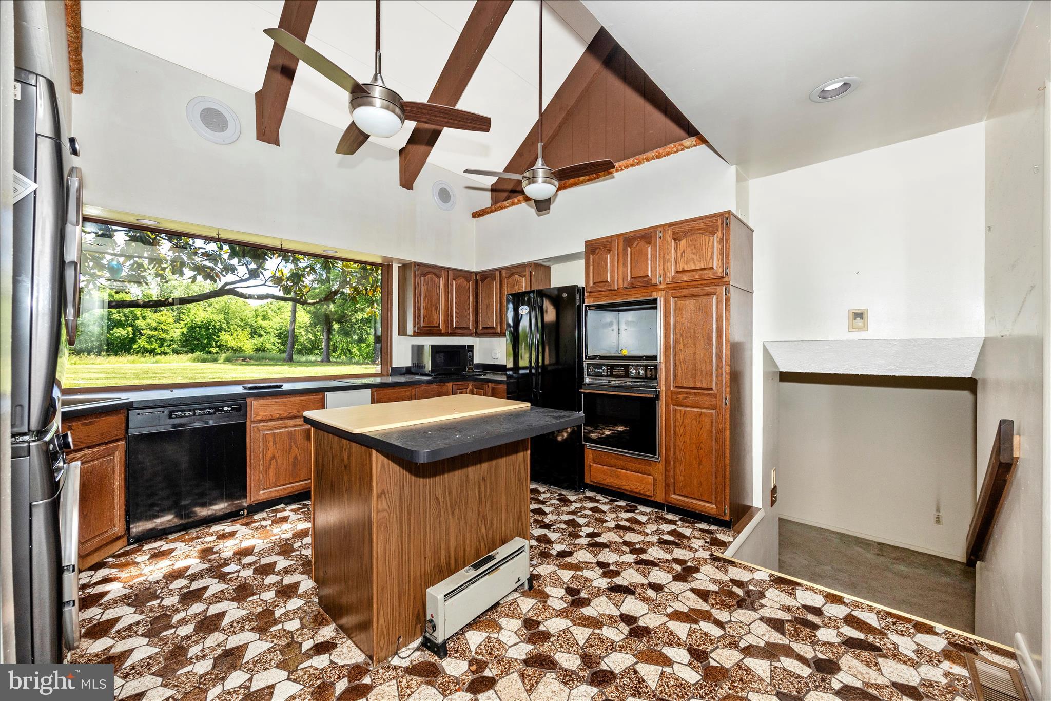 18810 Wasche Road Dickerson, MD 20842 - Photo 11 of 68 Kitchen