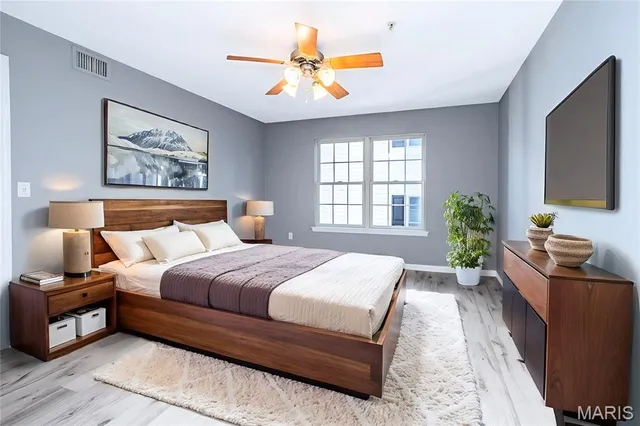 $159,000 | 2562 Coppergate Square Drive, Unit H, St. Louis, MO 63129