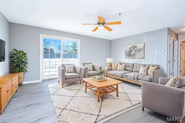 $159,000 | 2562 Coppergate Square Drive, Unit H, St. Louis, MO 63129