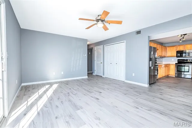 $159,000 | 2562 Coppergate Square Drive, Unit H, St. Louis, MO 63129