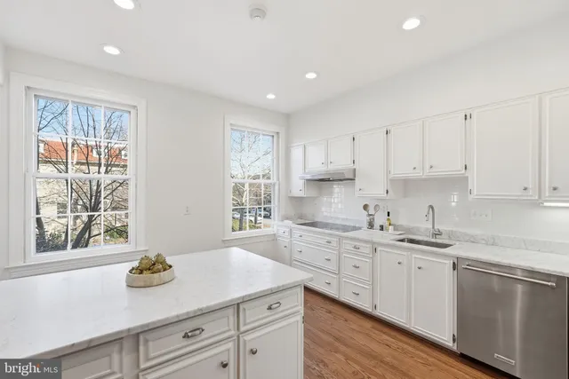 $3,340,000 | 3402 R Street Northwest, Washington, DC 20007