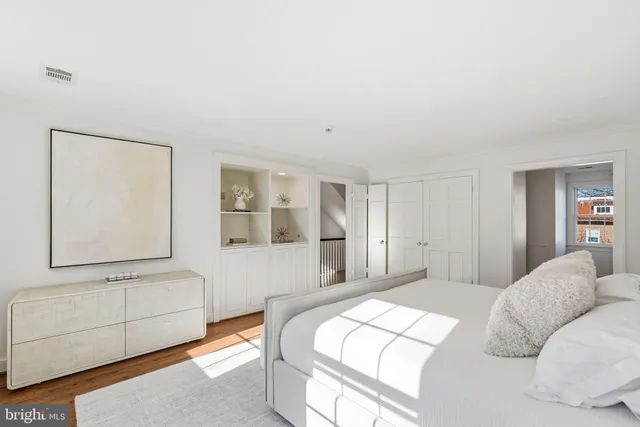 $3,340,000 | 3402 R Street Northwest, Washington, DC 20007