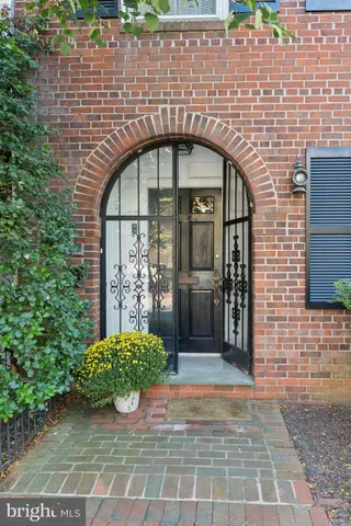 $3,340,000 | 3402 R Street Northwest, Washington, DC 20007