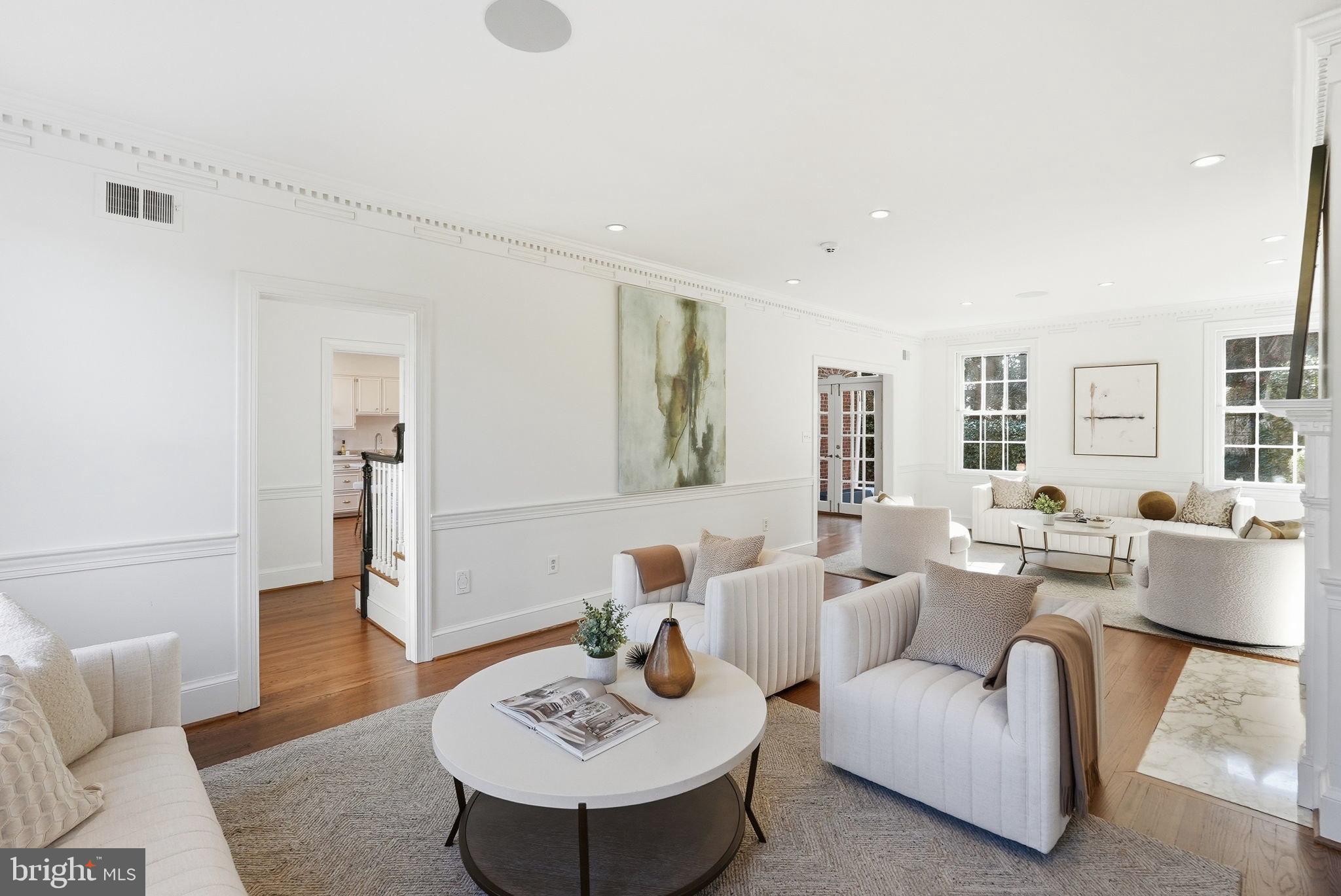 3402 R Street Northwest Washington, DC 20007 - Photo 7 of 24