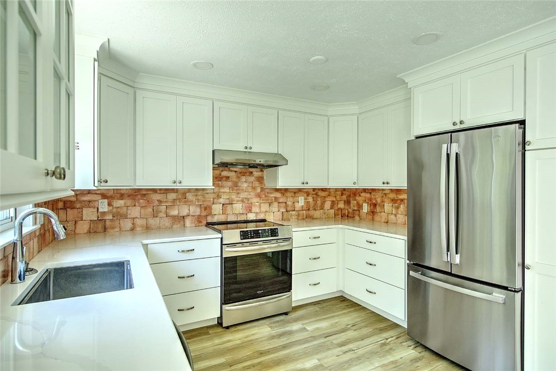 9 Division Road Westport, MA 02790 - Photo 10 of 26 Gallery Image 10