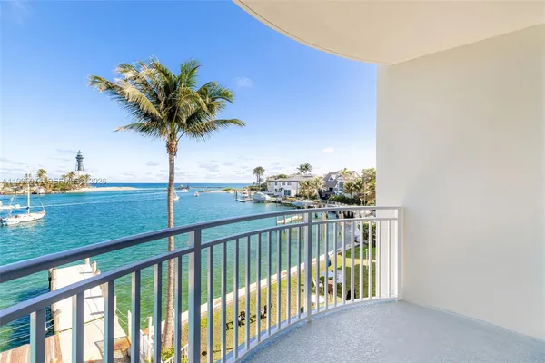 $2,850 | 2508 Bay Drive, Unit 307, Pompano Beach, FL 33062