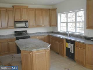 401 Swamp Road Morgantown, PA 19543 - Photo 3 of 6 Gallery Image 3