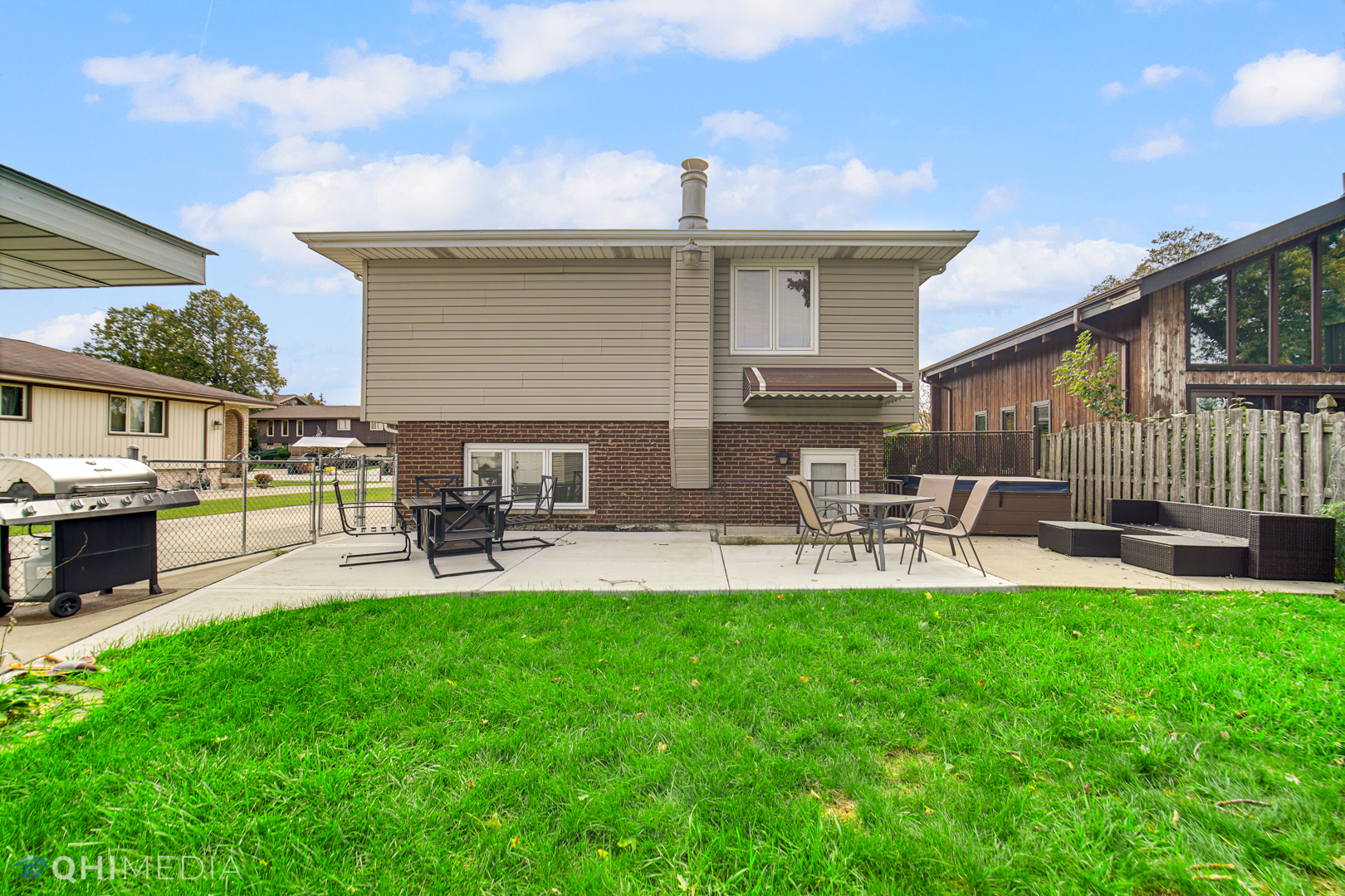5244 170th Street Oak Forest, IL 60452 - Photo 22 of 24 a front view of a house with patio and patio