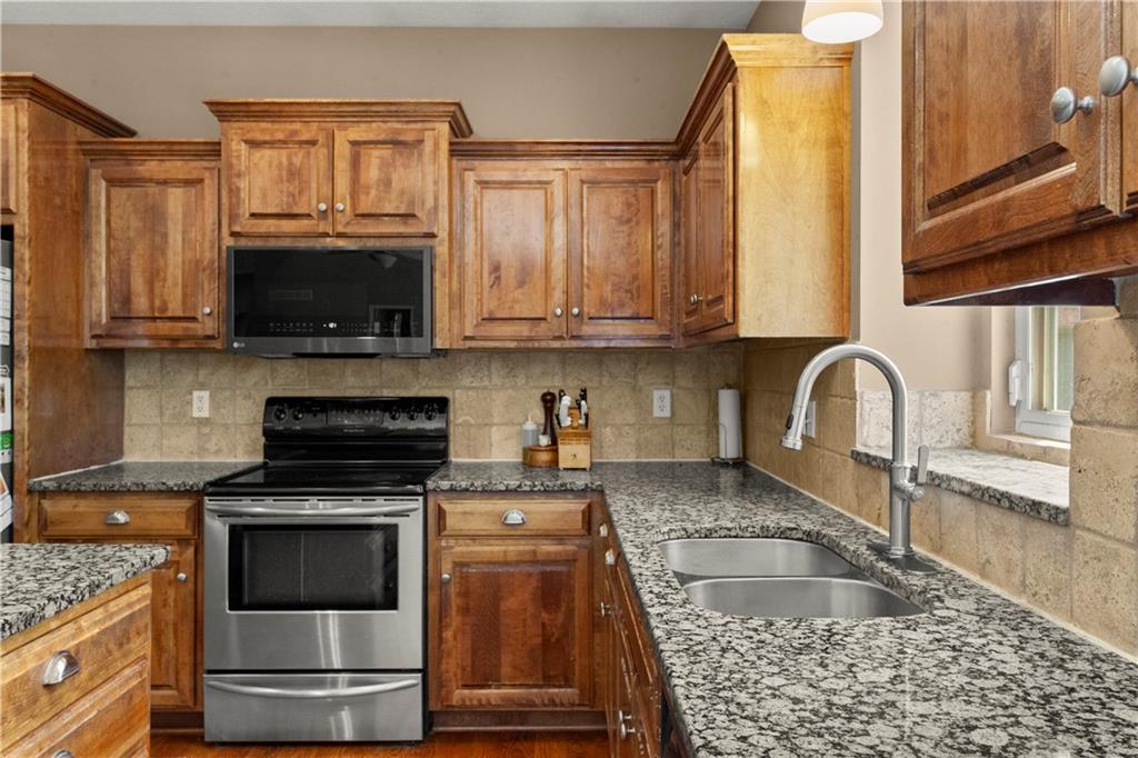 2014 Concord Road Independence, MO 64058 - Photo 11 of 32