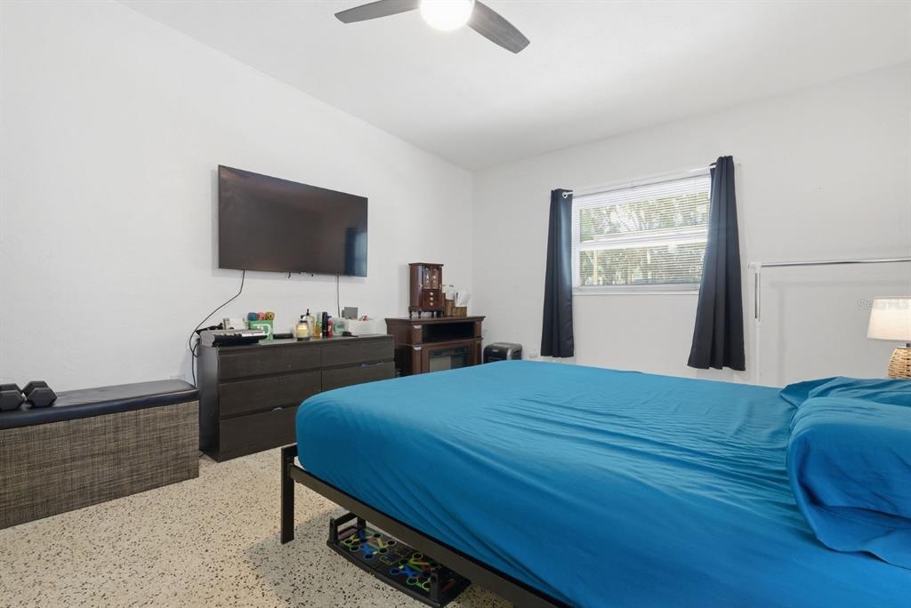 5126 104th Street North St. Petersburg, FL 33708 - Photo 14 of 37