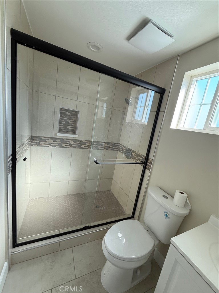 735 North Bush Street, Unit B Anaheim, CA 92805 - Photo 15 of 18