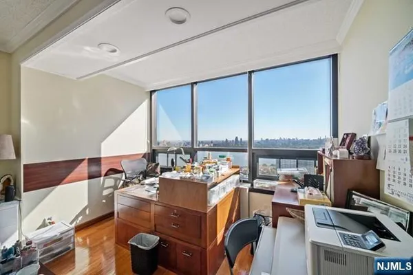 $5,500 | 800 Palisade Avenue, Unit 23B, Fort Lee, NJ 07024