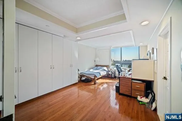 $5,500 | 800 Palisade Avenue, Unit 23B, Fort Lee, NJ 07024