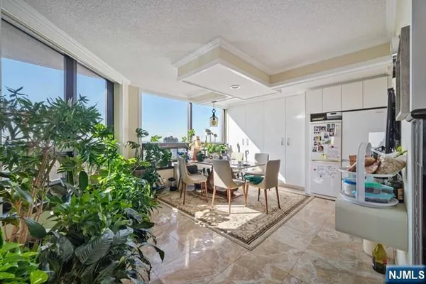 $5,500 | 800 Palisade Avenue, Unit 23B, Fort Lee, NJ 07024