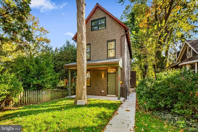 $4,500 | 4629 Keswick Road, Baltimore, MD 21210