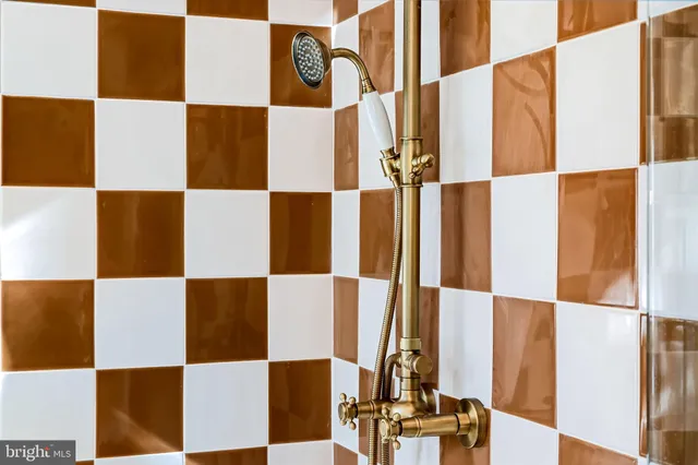 $4,500 | 4629 Keswick Road, Baltimore, MD 21210