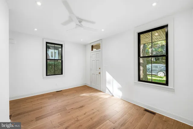 $4,500 | 4629 Keswick Road, Baltimore, MD 21210