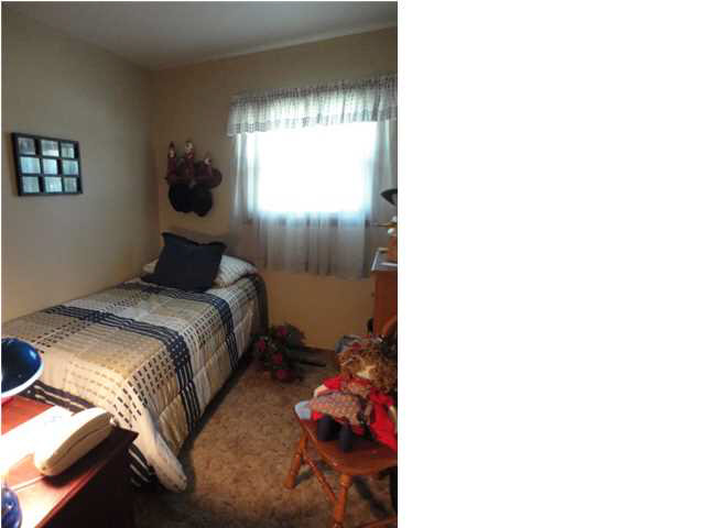 5305 Chadwick Road Evansville, IN 47710 - Photo 13 of 21 Gallery Image 13