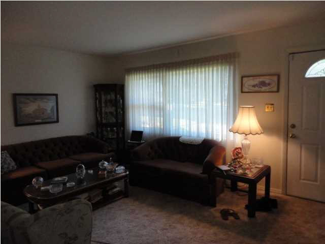 5305 Chadwick Road Evansville, IN 47710 - Photo 3 of 21 Gallery Image 3