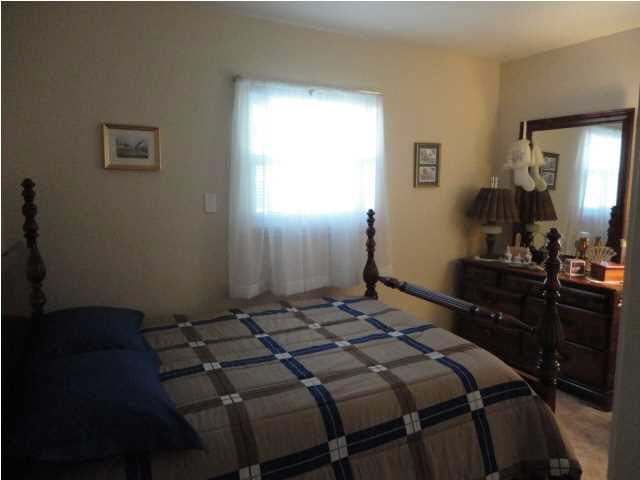 5305 Chadwick Road Evansville, IN 47710 - Photo 10 of 21 Gallery Image 10