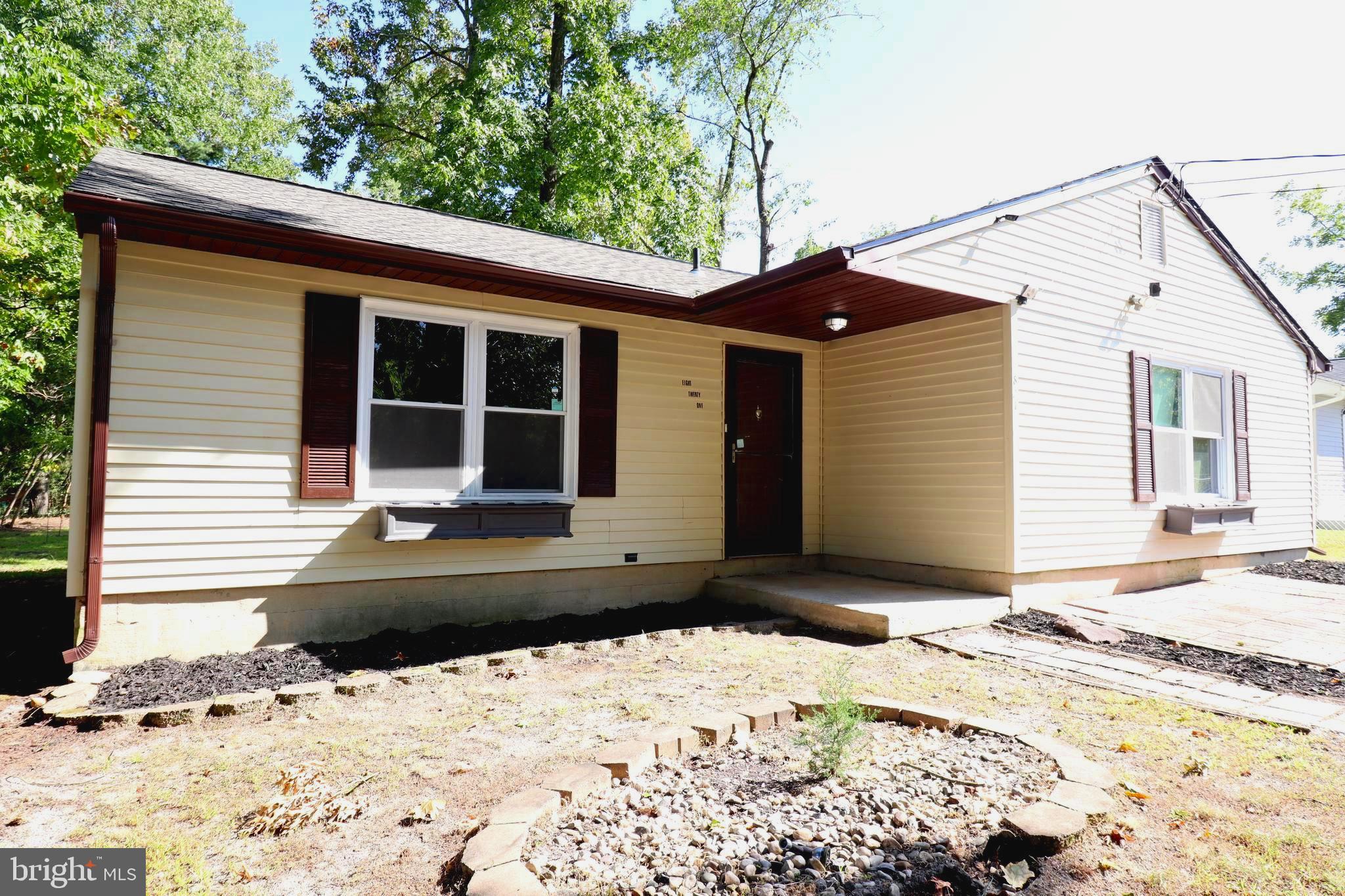 821 Walnut Avenue Lindenwold, NJ 08021 - Photo 2 of 27 Gallery Image 2