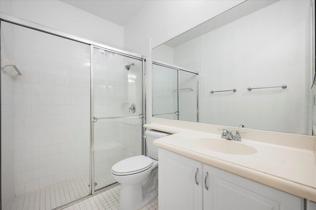 3807 Northwest 5th Terrace Boca Raton, FL 33431 - Photo 4 of 14 04-LUX_4597