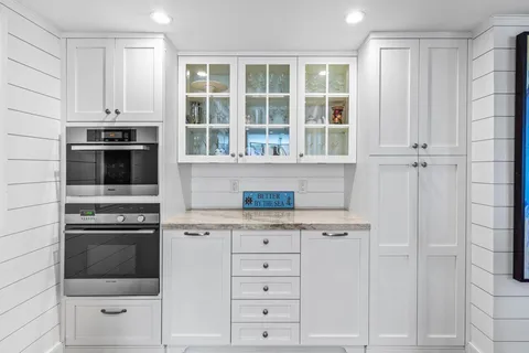 $1,495,000 | 2917 South Ocean Boulevard, Unit 104, Highland Beach, FL 33487