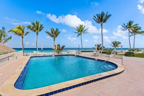$1,495,000 | 2917 South Ocean Boulevard, Unit 104, Highland Beach, FL 33487
