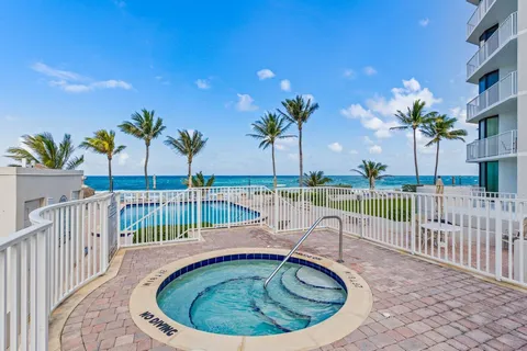 $1,495,000 | 2917 South Ocean Boulevard, Unit 104, Highland Beach, FL 33487