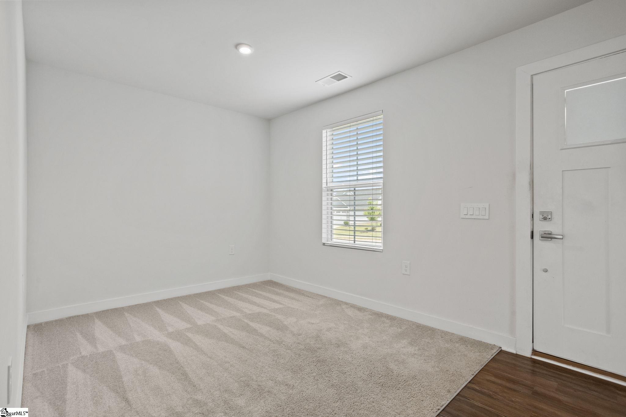 230 Bending Branch Road Greenville, SC 29605 - Photo 9 of 37 Gallery Image 9