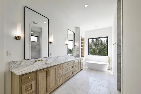 $1,995,000 | 108 Beauty Berry, Horseshoe Bay, TX 78657