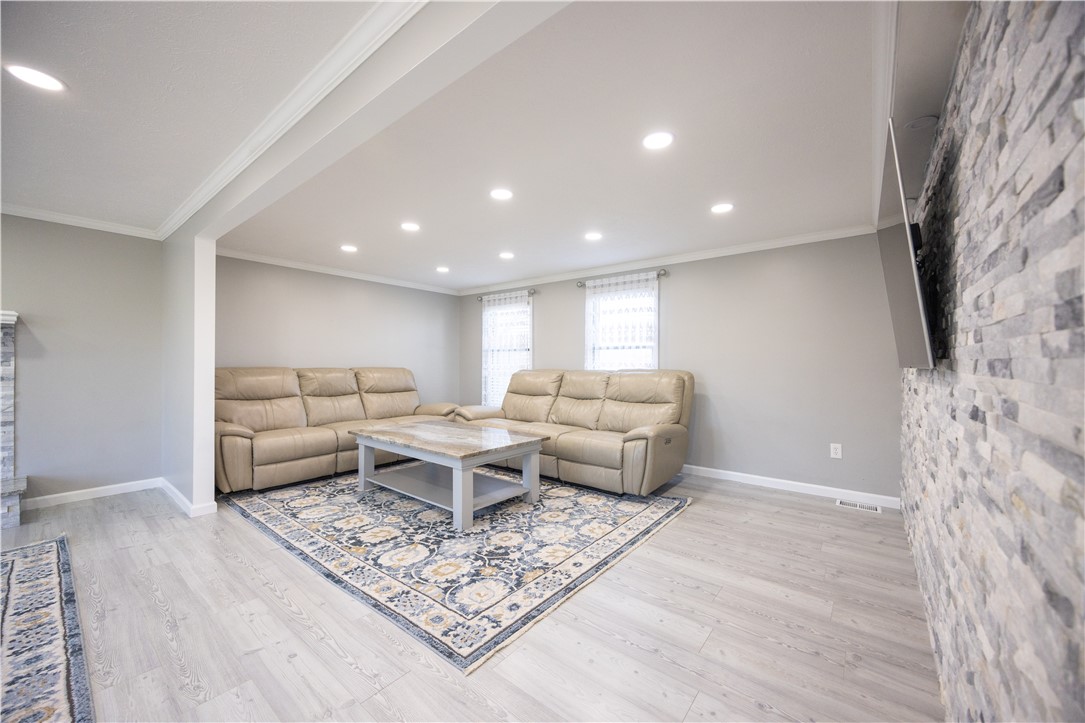 11 Old Country Road Greece, NY 14612 - Photo 12 of 46